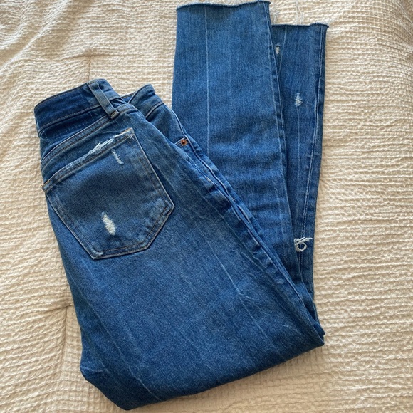 Abercrombie & Fitch Denim - Abercrombie Curve love mom jeans size 24, 00R, barley worn